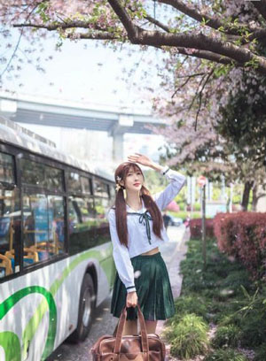 个性欧美女生头像_HD免费播放